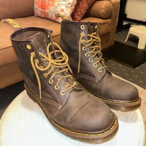 Dr Martens 1460 Crazy Horse lace up boots men’s